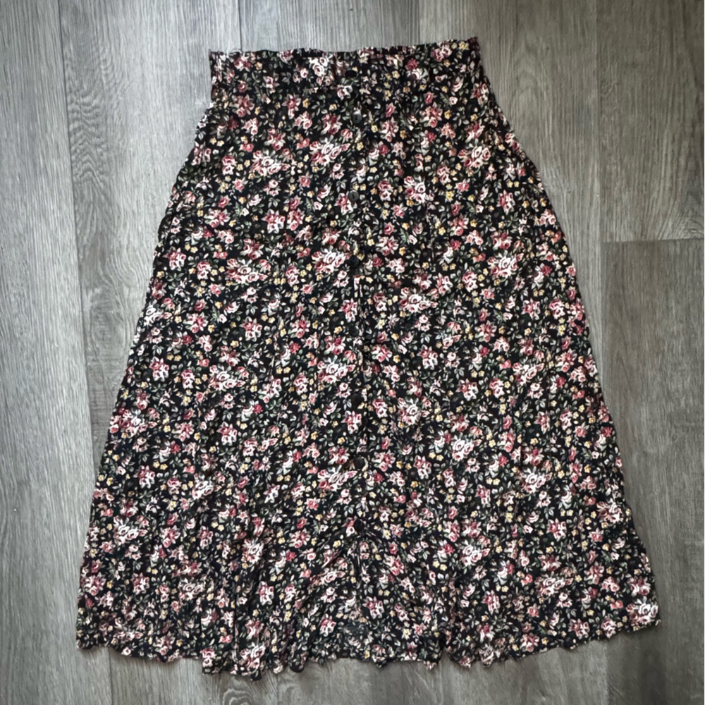 Vintage Button Up Long Floral Skirt